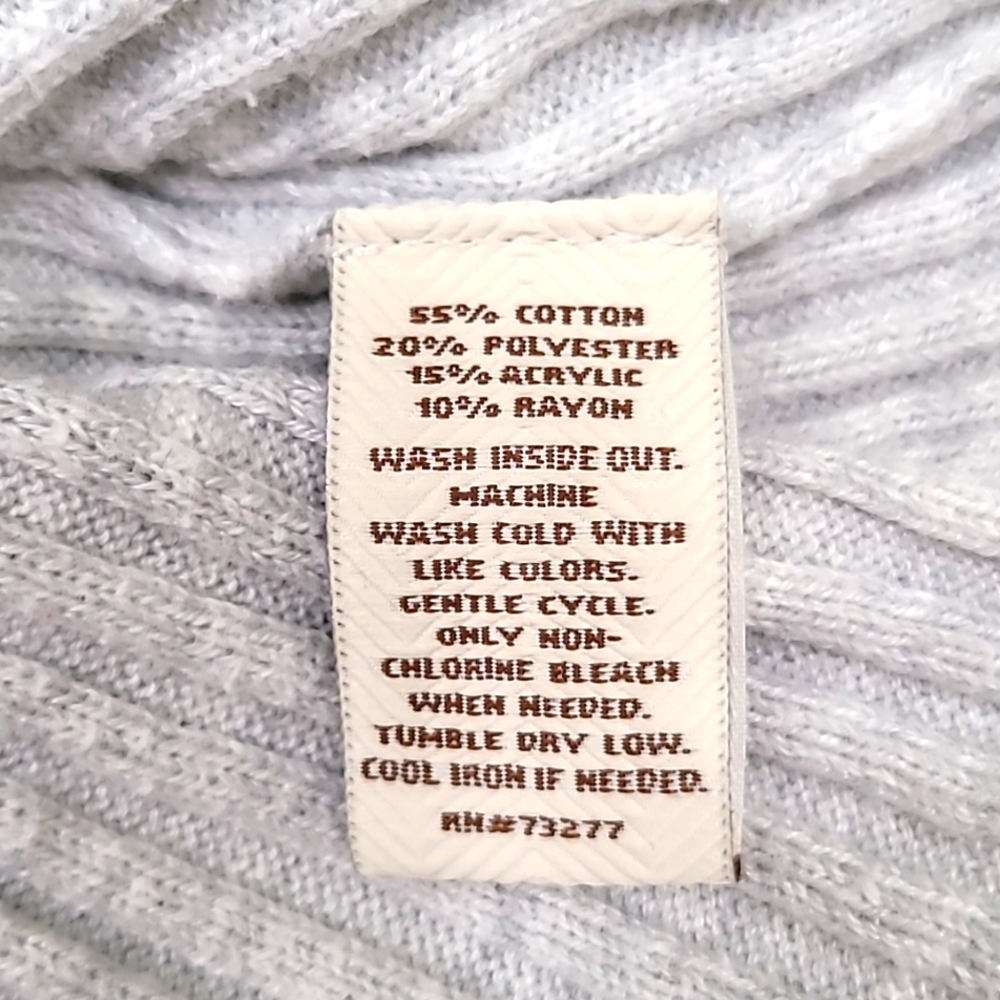 🌟Gray Ribbed V-Neck Sweater🌟 - Picture 3 of 3